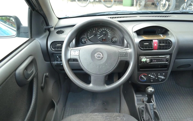 Opel Corsa cena 3200 przebieg: 188135, rok produkcji 2001 z Warszawa małe 22